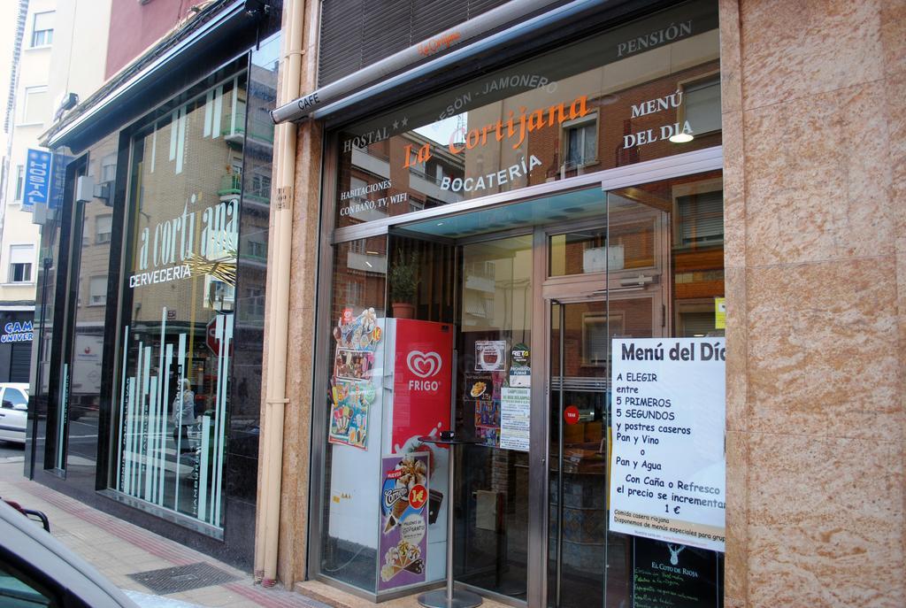 לוגרוניו Hostal La Cortijana מראה חיצוני תמונה