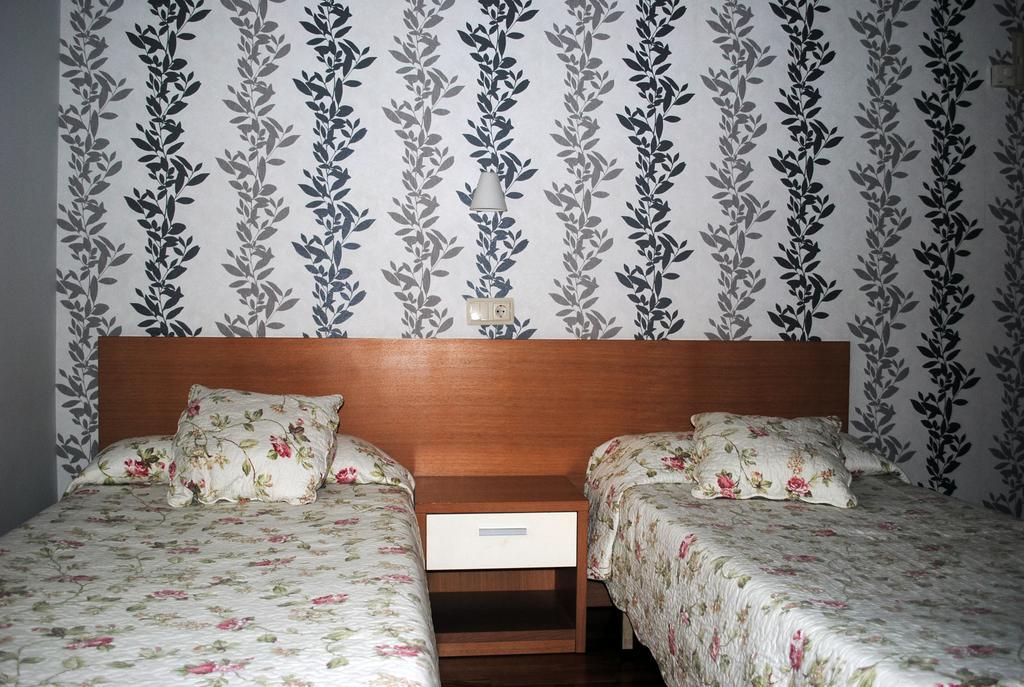 לוגרוניו Hostal La Cortijana מראה חיצוני תמונה