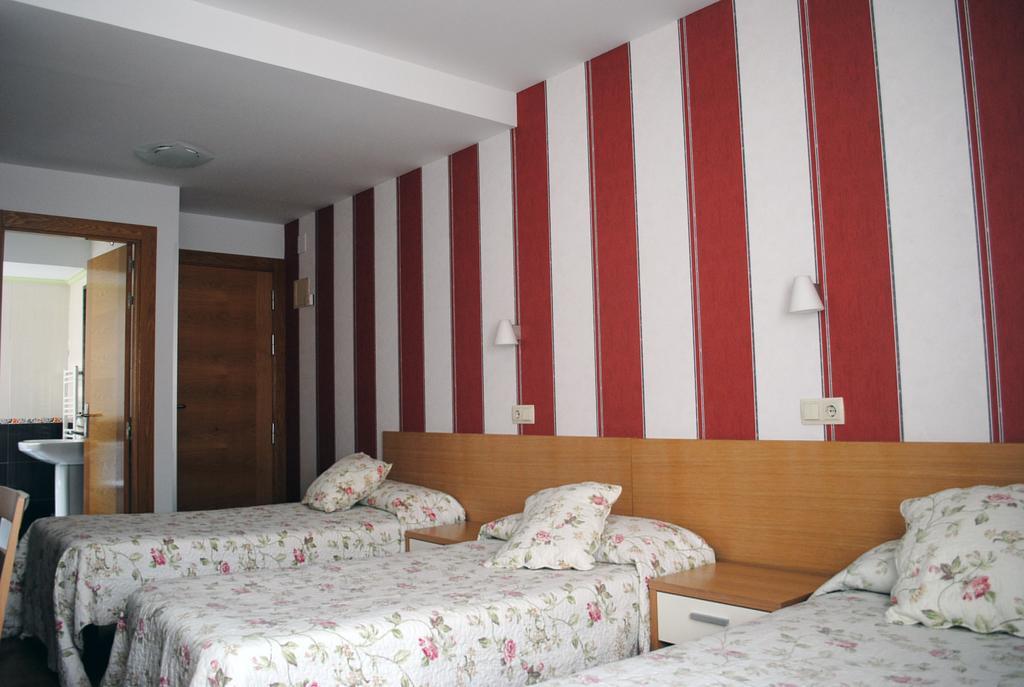 לוגרוניו Hostal La Cortijana מראה חיצוני תמונה