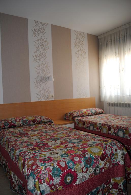 לוגרוניו Hostal La Cortijana מראה חיצוני תמונה