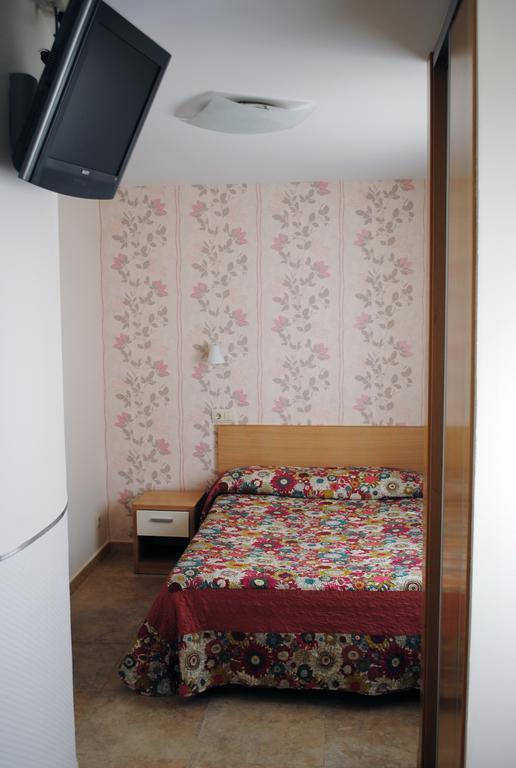 לוגרוניו Hostal La Cortijana מראה חיצוני תמונה